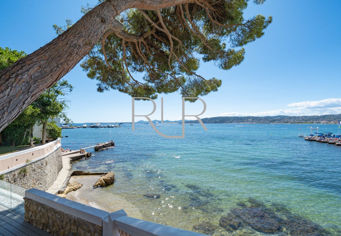 Villa à Antibes - Villa Shoreline