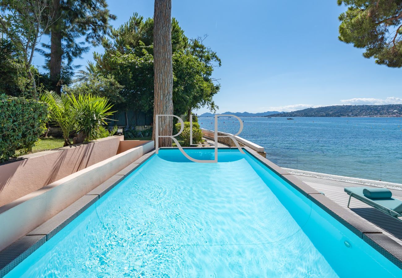 Villa à Antibes - Villa Shoreline