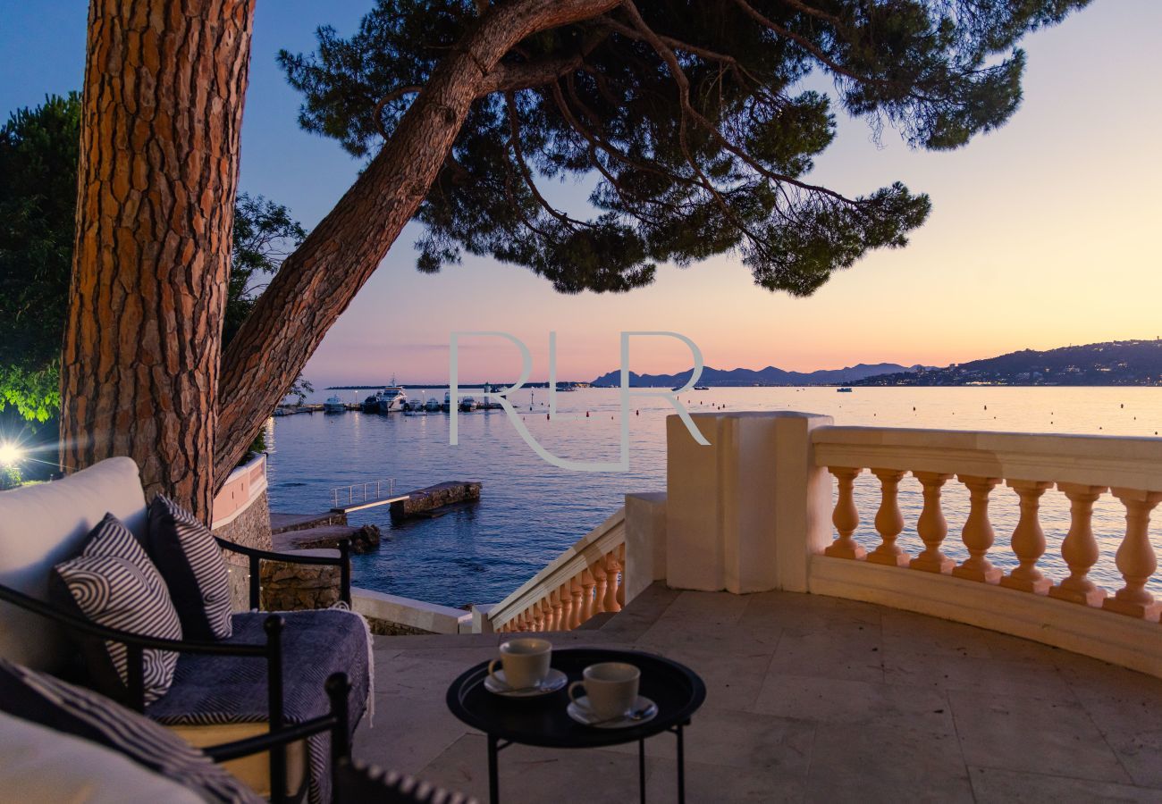 Villa à Antibes - Villa Shoreline