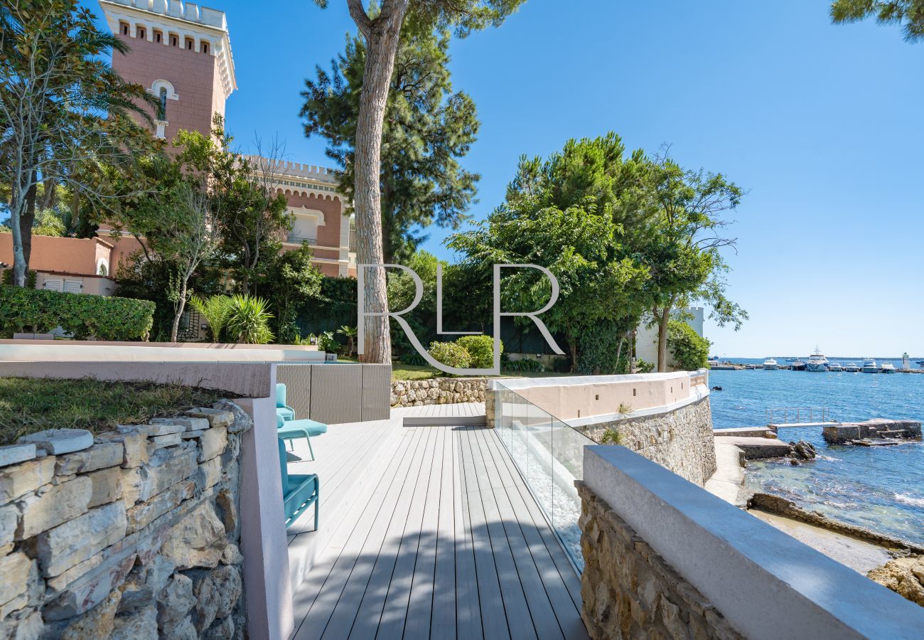 Villa à Antibes - Villa Shoreline