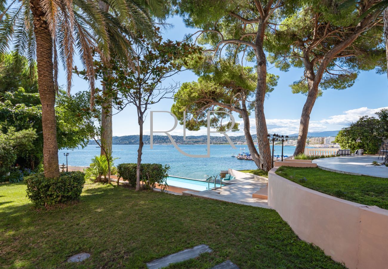 Villa à Antibes - Villa Shoreline