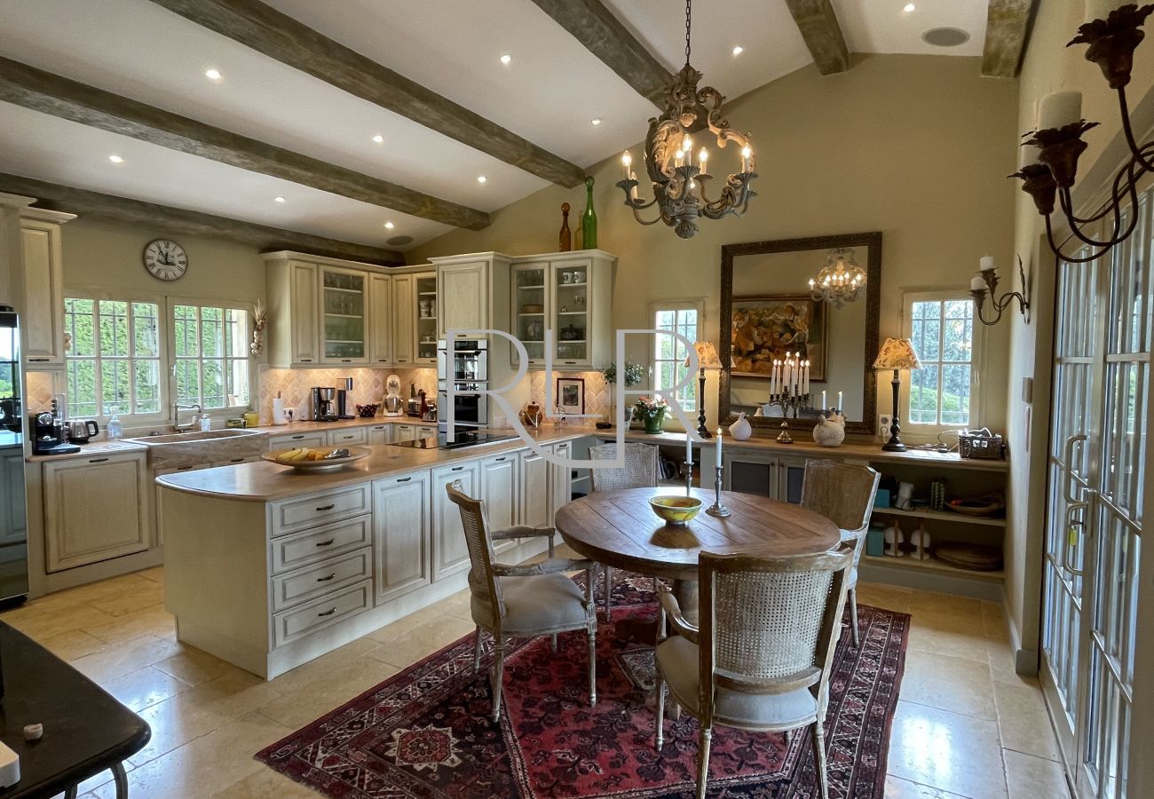 Villa à Châteauneuf-Grasse - Villa Tamara