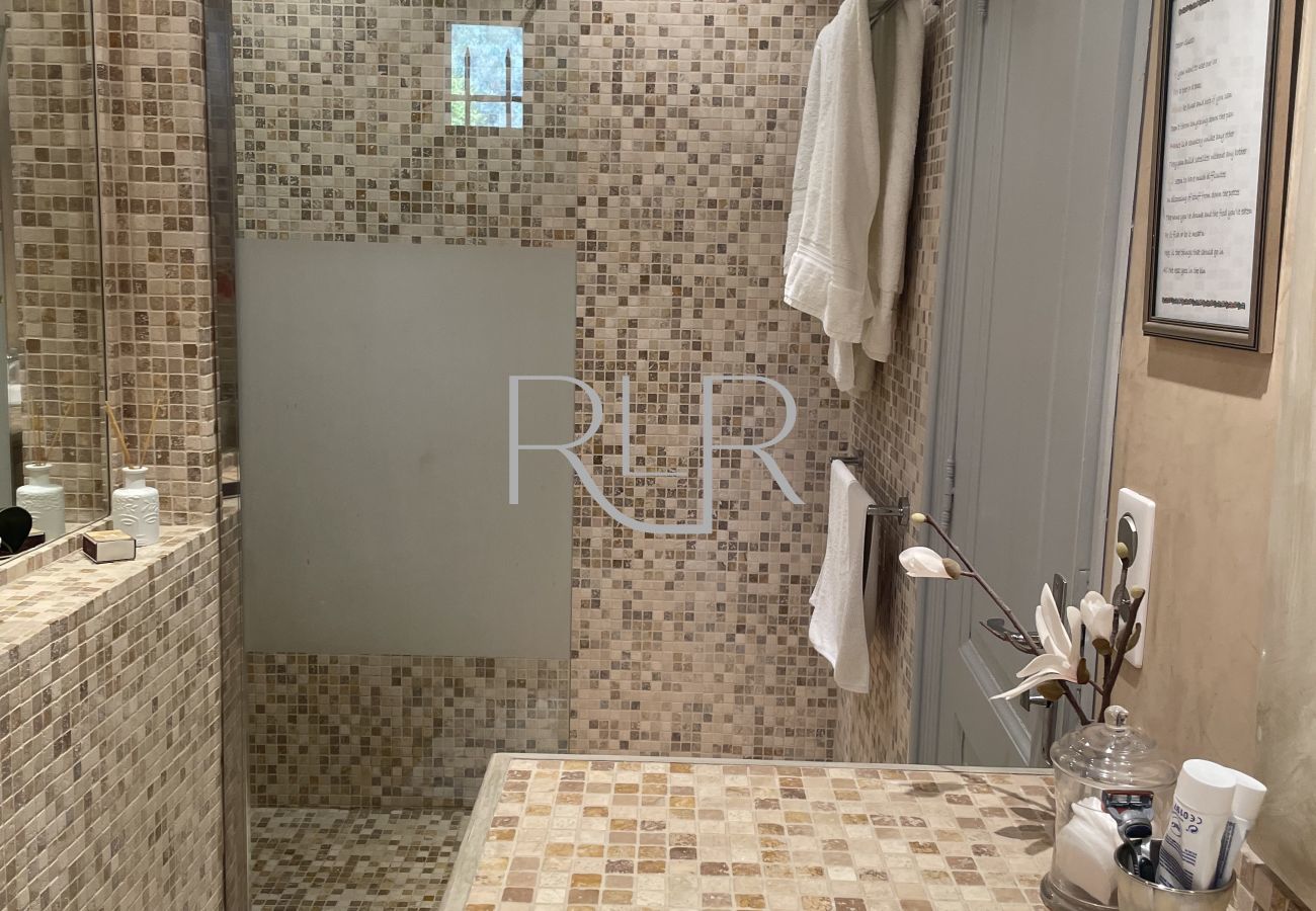 Villa à Châteauneuf-Grasse - Villa Tamara