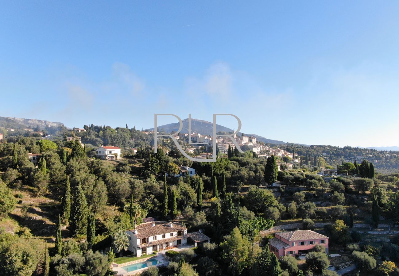 Villa à Châteauneuf-Grasse - Villa Tamara