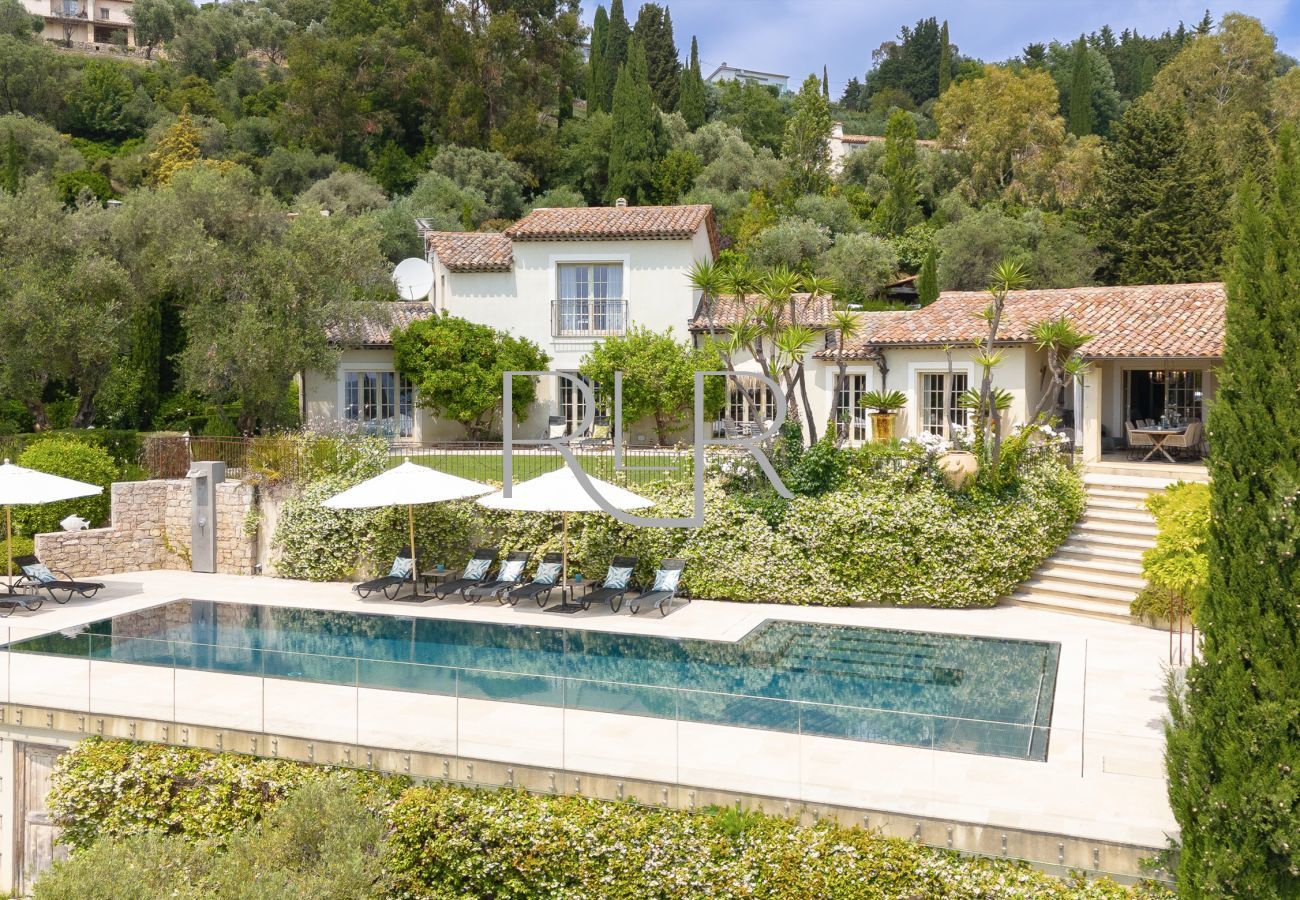 Villa à Châteauneuf-Grasse - Villa Tamara
