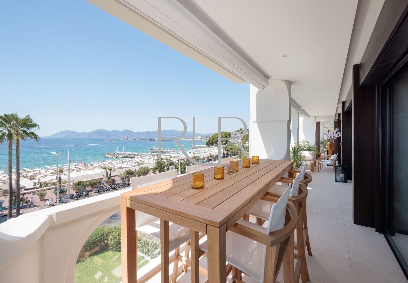 Appartement à Cannes - RLR3B872