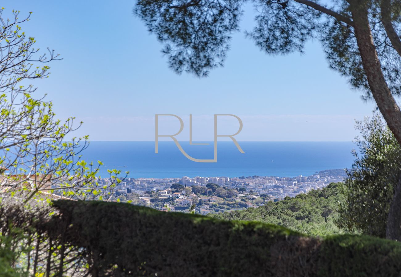 Villa à Cannes - Villa Apoline