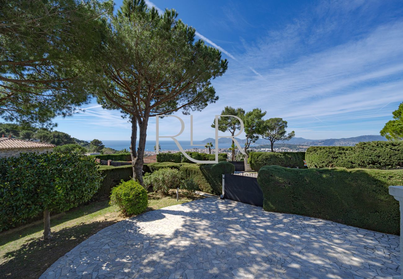 Villa à Cannes - Villa Apoline