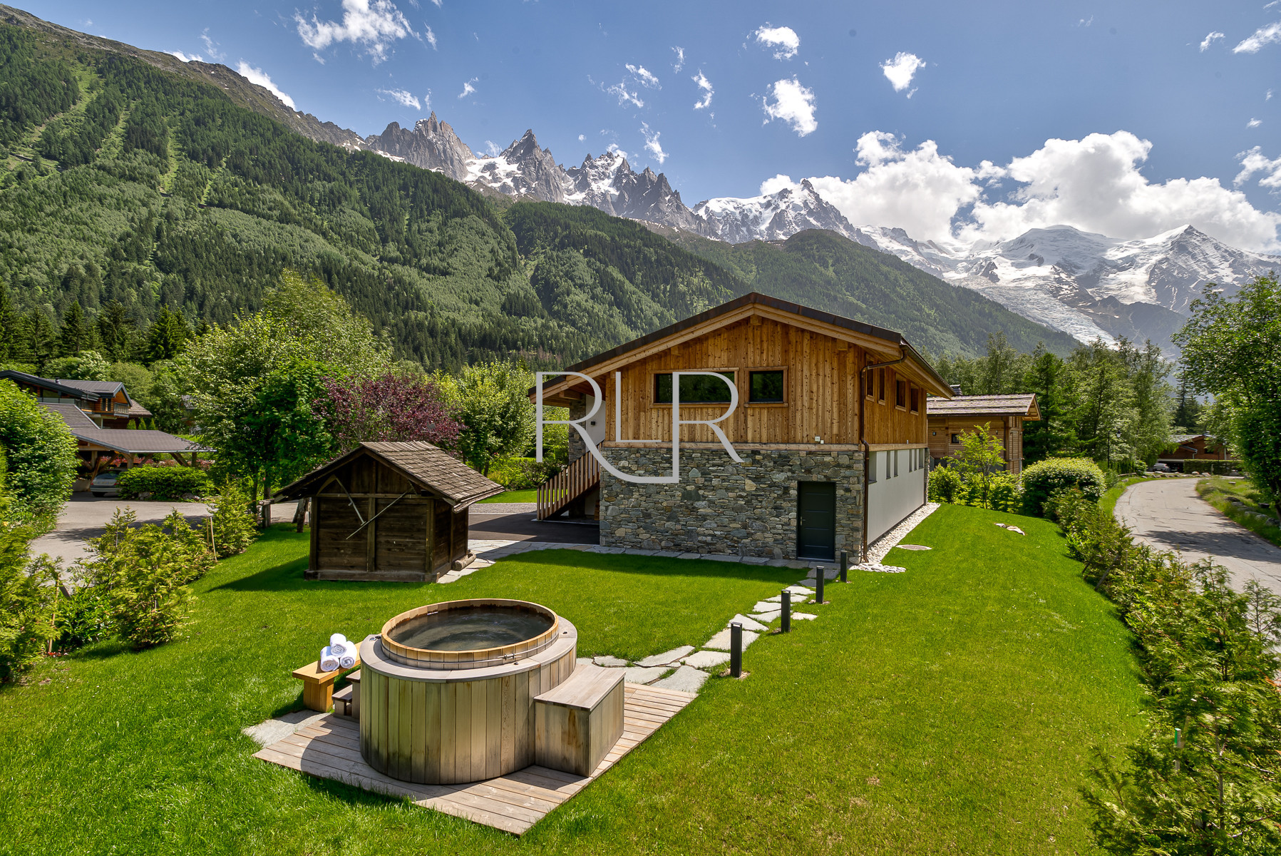 Chalet Breitalps has a hot tub with beautiful mountain views 