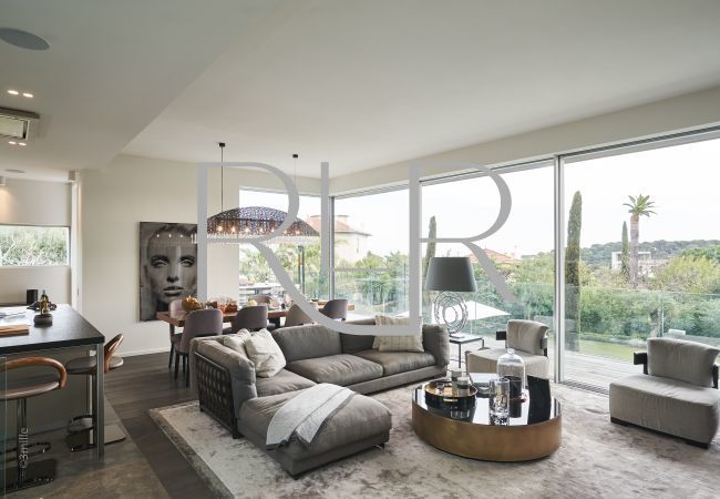 Villa in Antibes - Villa Olga Villa in Antibes - Villa Olga