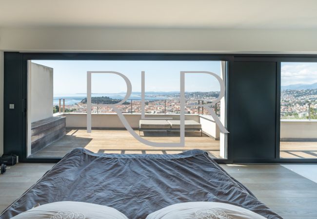 Villa in Nice - Villa Nina Villa in Nice - Villa Nina