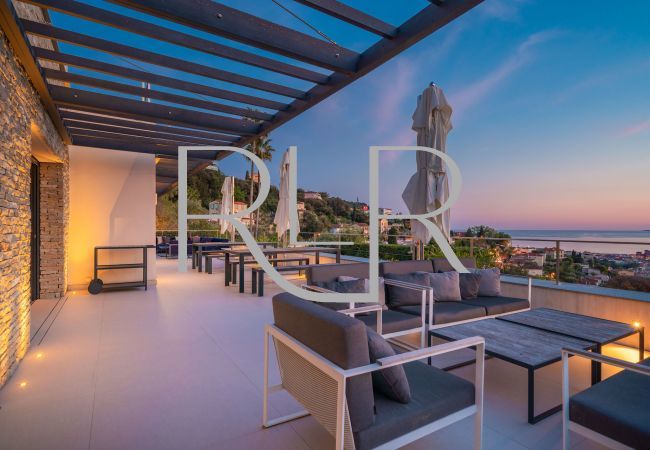 Villa in Nice - Villa Nina Villa in Nice - Villa Nina