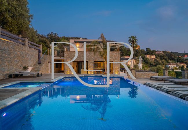 Villa in Nice - Villa Nina Villa in Nice - Villa Nina