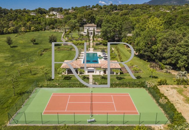 Villa in Saint Paul de Vence - Domaine d'Alysse Villa in Saint Paul de Vence - Domaine d'Alysse