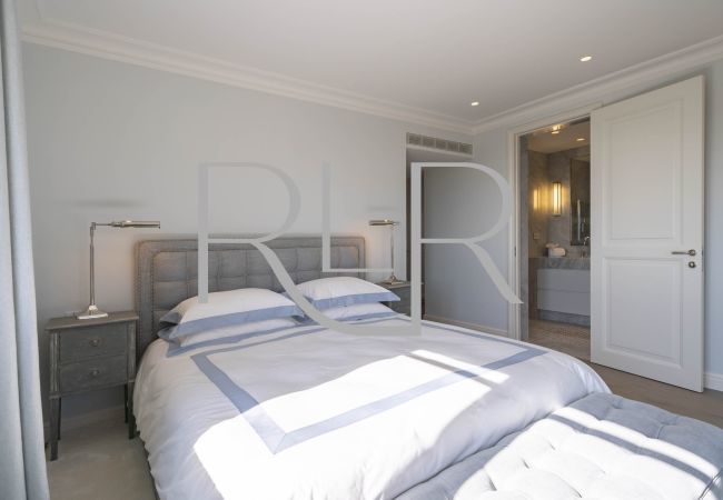 Villa in Saint Paul de Vence - Domaine d'Alysse Villa in Saint Paul de Vence - Domaine d'Alysse