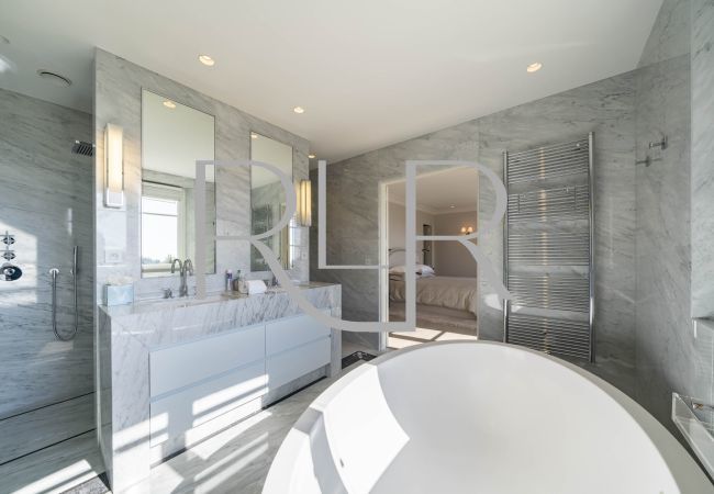 Villa in Saint Paul de Vence - Domaine d'Alysse Villa in Saint Paul de Vence - Domaine d'Alysse