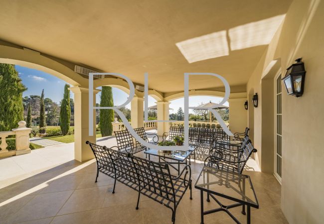 Villa in Saint Paul de Vence - Domaine d'Alysse Villa in Saint Paul de Vence - Domaine d'Alysse