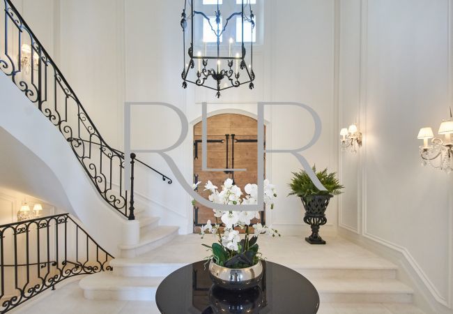 Villa in Saint Paul de Vence - Domaine d'Alysse Villa in Saint Paul de Vence - Domaine d'Alysse