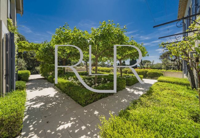 Villa in Antibes - Villa Jasmine Villa in Antibes - Villa Jasmine