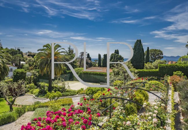 Villa in Antibes - Villa Jasmine Villa in Antibes - Villa Jasmine