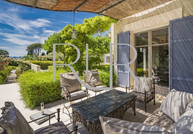 Villa in Antibes - Villa Jasmine Villa in Antibes - Villa Jasmine