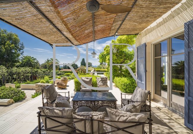 Villa in Antibes - Villa Jasmine Villa in Antibes - Villa Jasmine