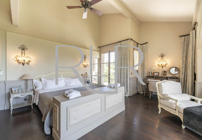 Villa in Antibes - Villa Jasmine Villa in Antibes - Villa Jasmine