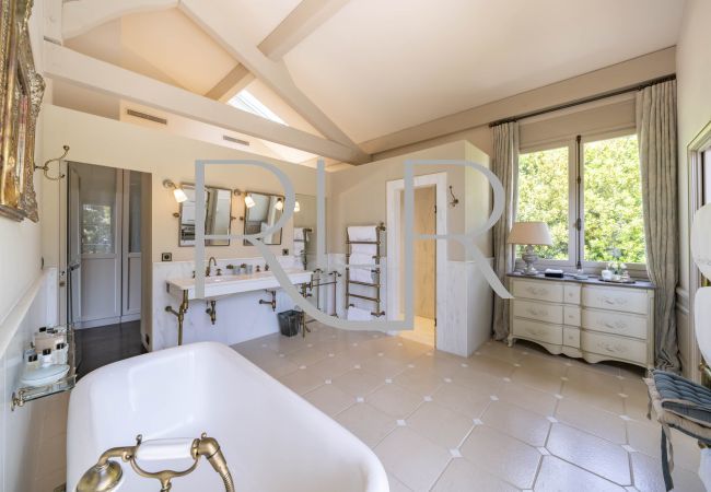 Villa in Antibes - Villa Jasmine Villa in Antibes - Villa Jasmine