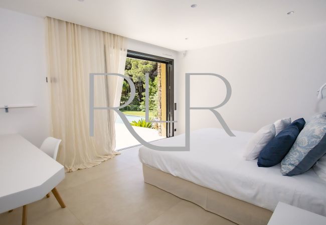 Villa in Saint-Tropez - Villa Oxana Villa in Saint-Tropez - Villa Oxana