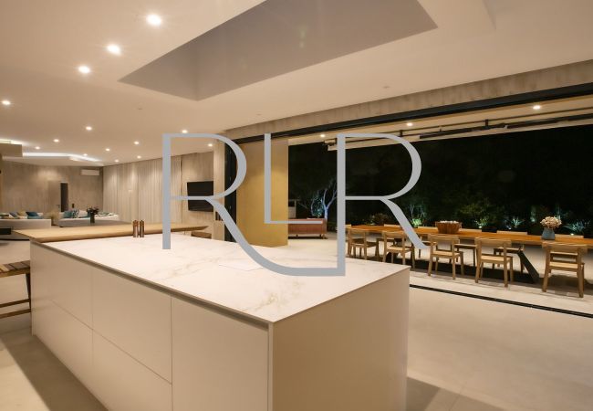 Villa in Saint-Tropez - Villa Oxana Villa in Saint-Tropez - Villa Oxana