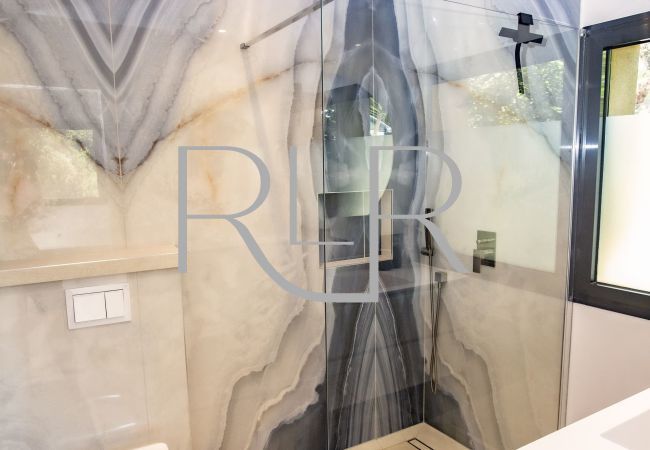 Villa in Saint-Tropez - Villa Oxana Villa in Saint-Tropez - Villa Oxana