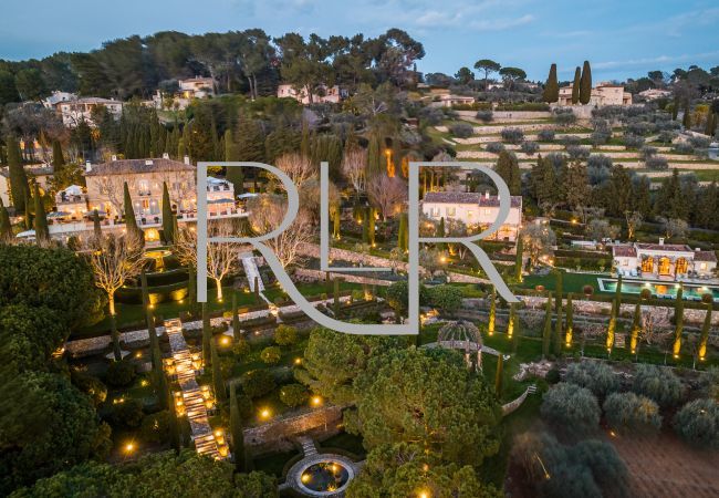 Villa in Mougins - Le Manoir Villa in Mougins - Le Manoir