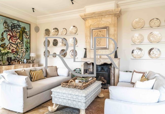Villa in Mougins - Le Manoir Villa in Mougins - Le Manoir