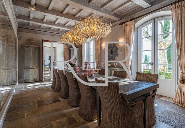 Villa in Mougins - Le Manoir Villa in Mougins - Le Manoir