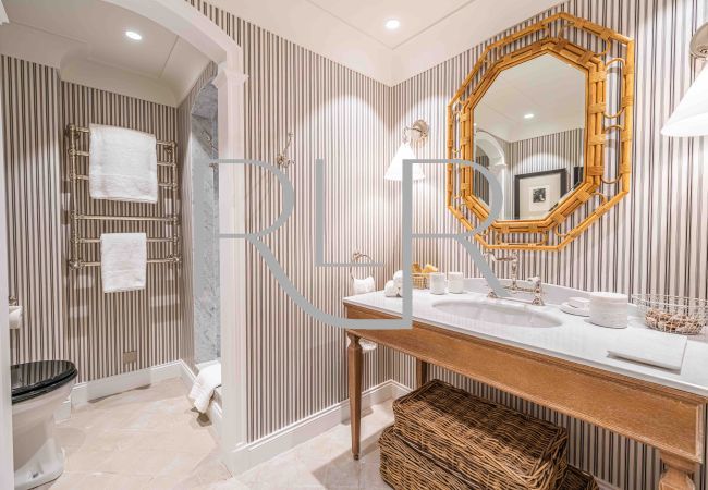 Villa in Mougins - Le Manoir Villa in Mougins - Le Manoir