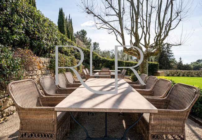 Villa in Mougins - Le Manoir Villa in Mougins - Le Manoir