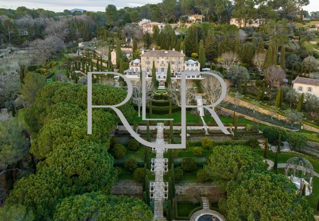 Villa in Mougins - Le Manoir Villa in Mougins - Le Manoir
