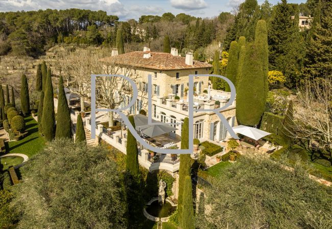 Villa in Mougins - Le Manoir Villa in Mougins - Le Manoir