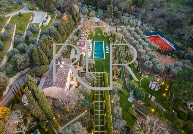 Villa in Mougins - Le Manoir Villa in Mougins - Le Manoir