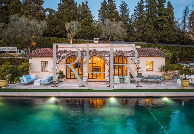 Villa in Mougins - Le Manoir Villa in Mougins - Le Manoir
