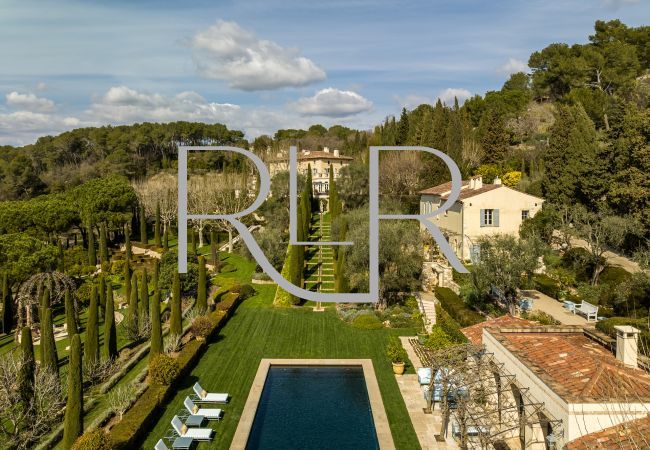 Villa in Mougins - Le Manoir Villa in Mougins - Le Manoir
