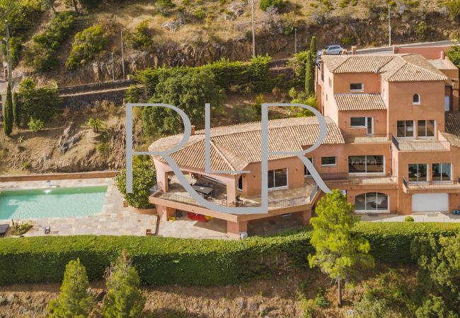 Villa in Théoule-sur-Mer - Villa Panorama Villa in Théoule-sur-Mer - Villa Panorama