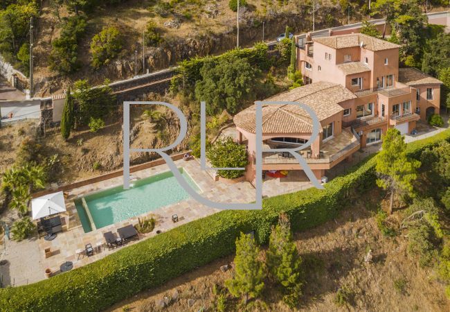 Villa in Théoule-sur-Mer - Villa Panorama Villa in Théoule-sur-Mer - Villa Panorama