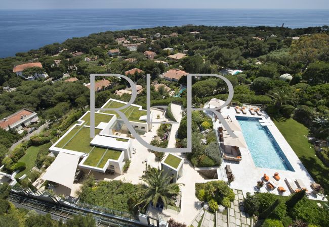 Villa in Saint-Jean-Cap-Ferrat - Villa Blossom