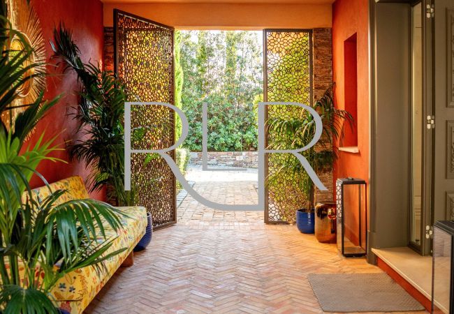 Villa in Saint-Tropez - Villa Atlas Villa in Saint-Tropez - Villa Atlas