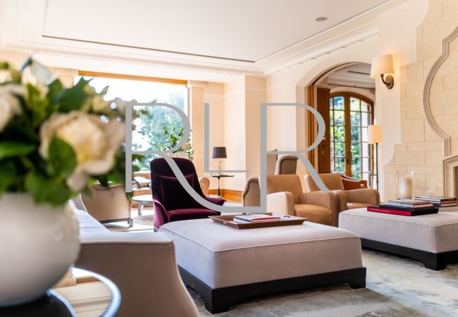 Villa in Saint-Jean-Cap-Ferrat - Villa Red Moon