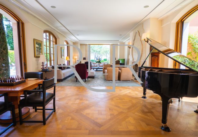 Villa in Saint-Jean-Cap-Ferrat - Villa Red Moon Villa in Saint-Jean-Cap-Ferrat - Villa Red Moon