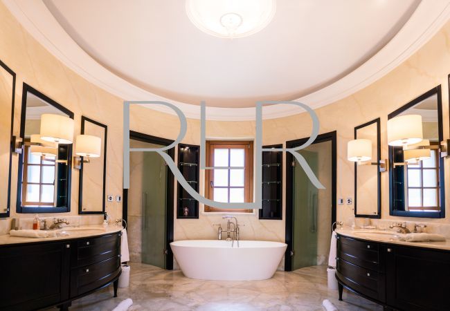 Villa in Saint-Jean-Cap-Ferrat - Villa Red Moon Villa in Saint-Jean-Cap-Ferrat - Villa Red Moon