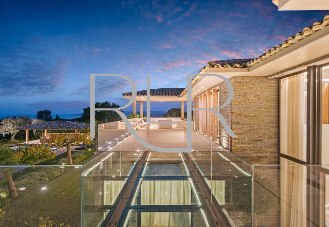 Villa in Saint-Tropez - Villa Lena Villa in Saint-Tropez - Villa Lena