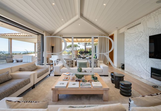 Villa in Saint-Tropez - Villa Lena Villa in Saint-Tropez - Villa Lena